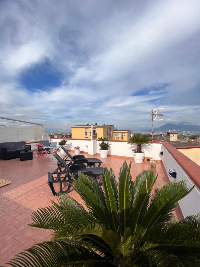 דירות נאפולי Terrazza Lieti מראה חיצוני תמונה